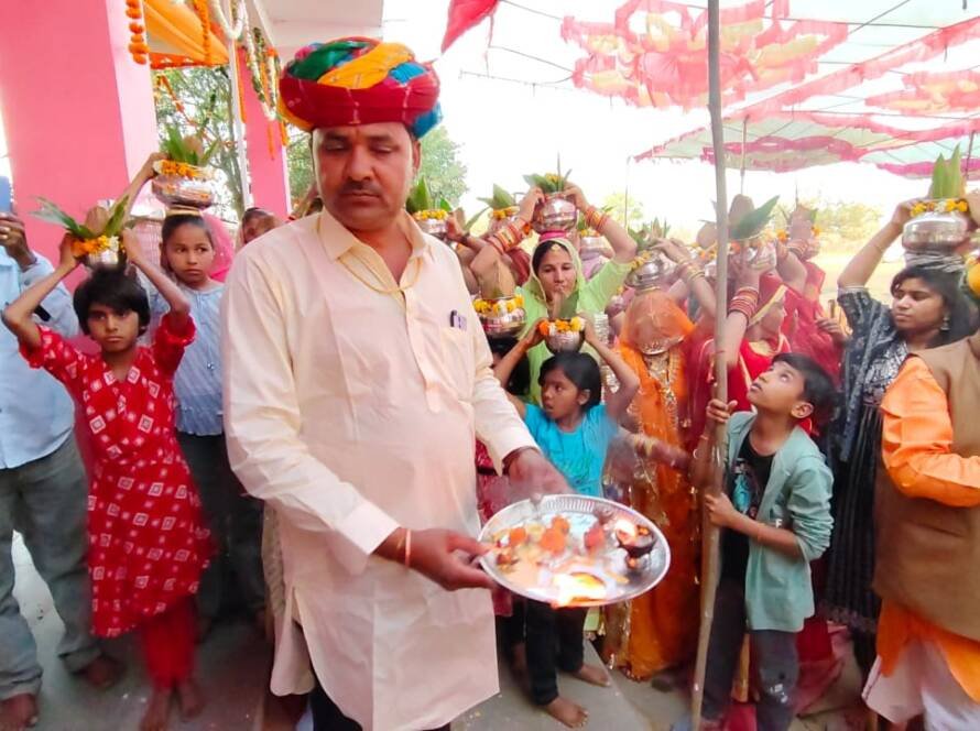 मंदिर में आयोजन का दृश्य